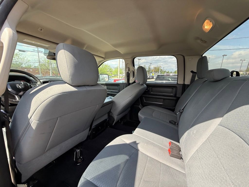 Used 2018 RAM 1500 Express w/ Express Value Package AWD/4WD image 25