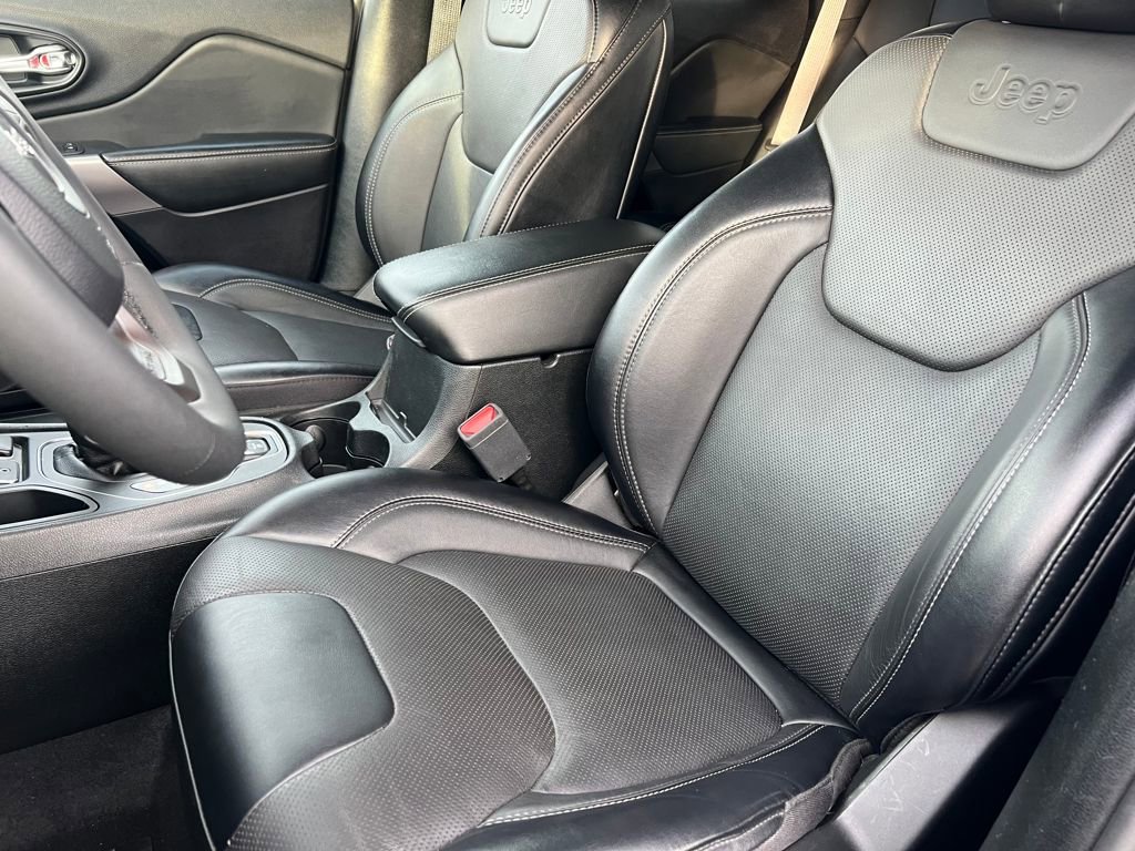 Used 2022 Jeep Cherokee Latitude Lux image 10