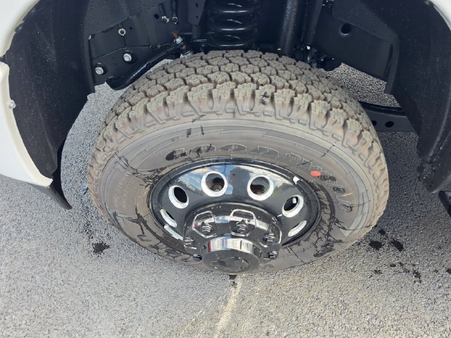 New 2026 RAM 3500 Big Horn AWD/4WD image 10