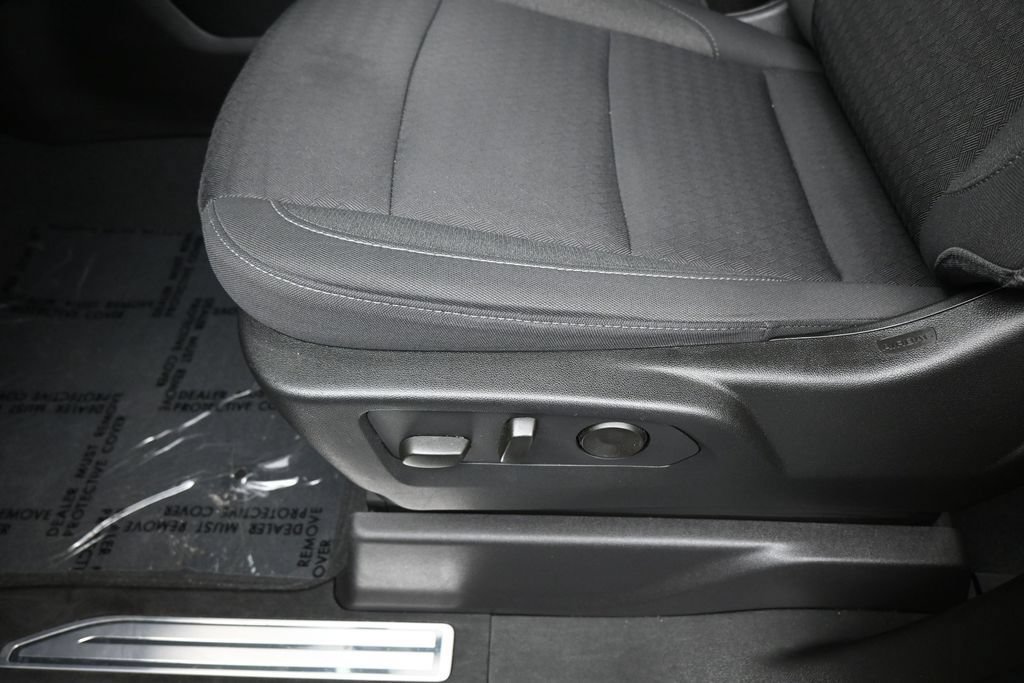 Used 2024 Chevrolet Silverado 1500 RST RWD image 16