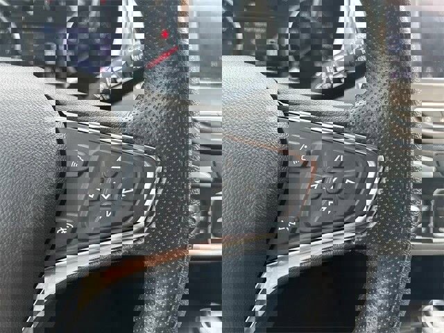 Used 2021 Chevrolet Equinox LT w/ LPO, Floor Liner Package image 23