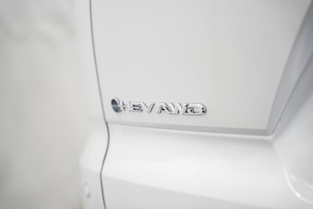 New 2026 Toyota Crown Signia image 8