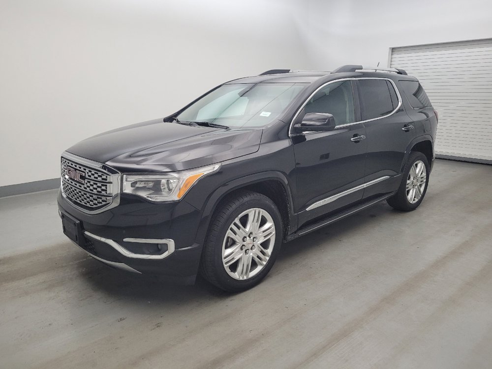 Used 2017 GMC Acadia Denali w/ Technology Package AWD/4WD image 2