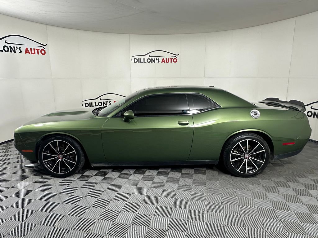 Used 2021 Dodge Challenger GT RWD image 3