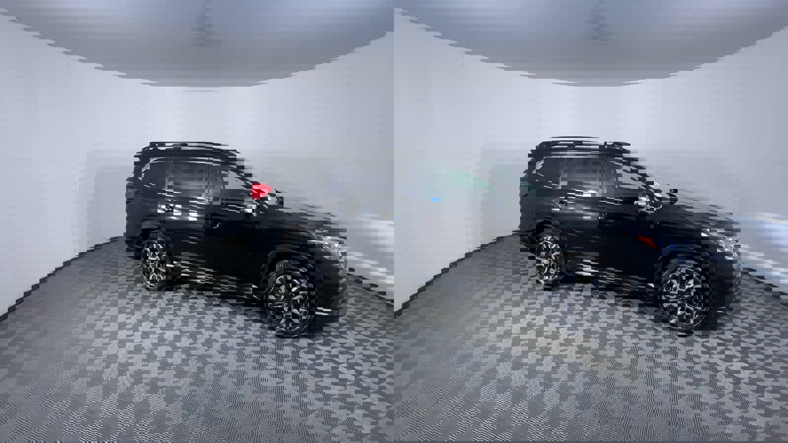 Used 2023 Subaru Ascent Limited w/ Technology Package image 9