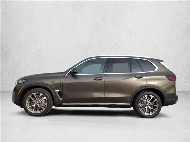 Used 2026 BMW X5 xDrive50e w/ Climate Comfort Package AWD/4WD image 5