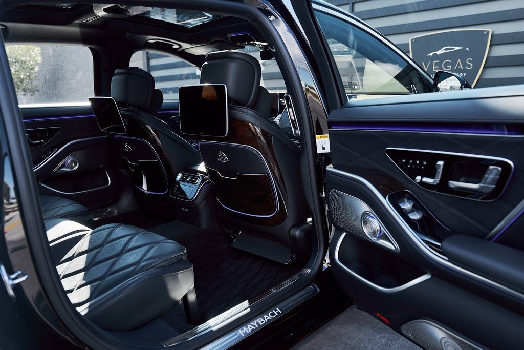 Used 2025 Mercedes-Benz Maybach S 580 4MATIC image 18