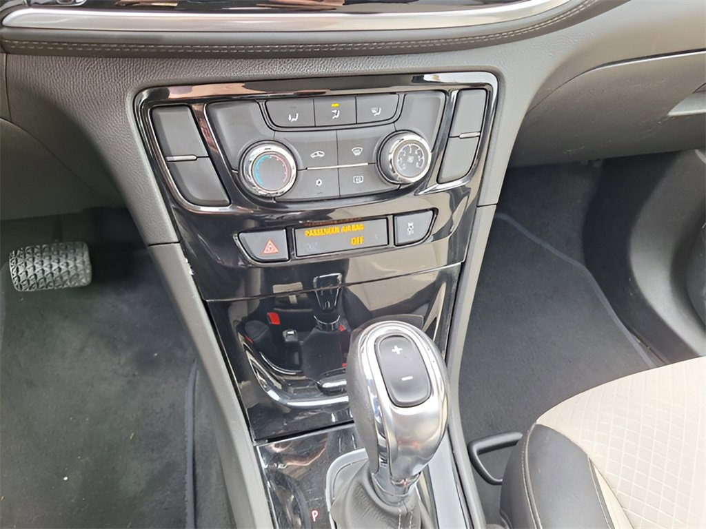 Used 2020 Buick Encore Preferred image 13