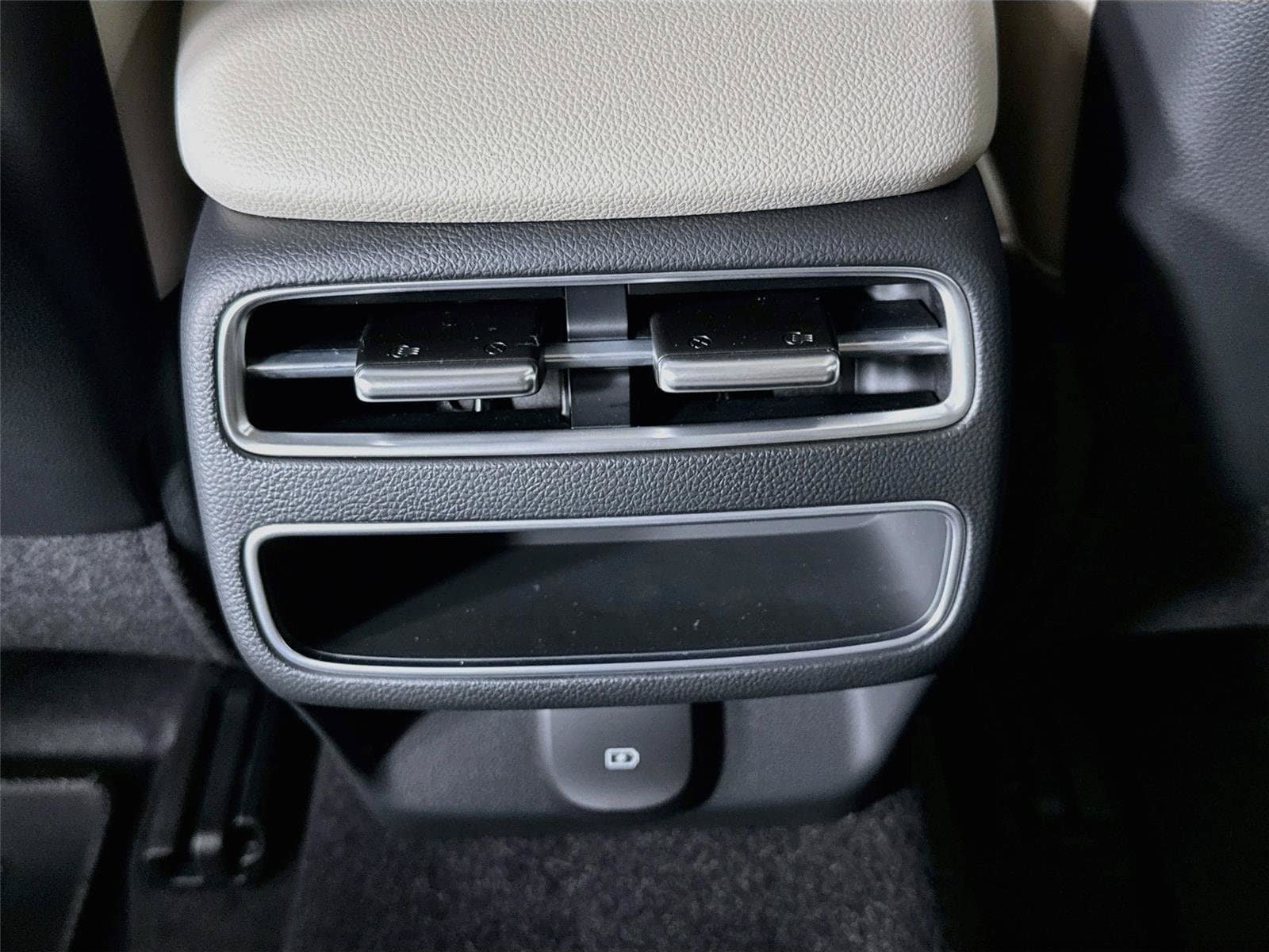 New 2027 Genesis GV70 2.5T AWD/4WD image 25