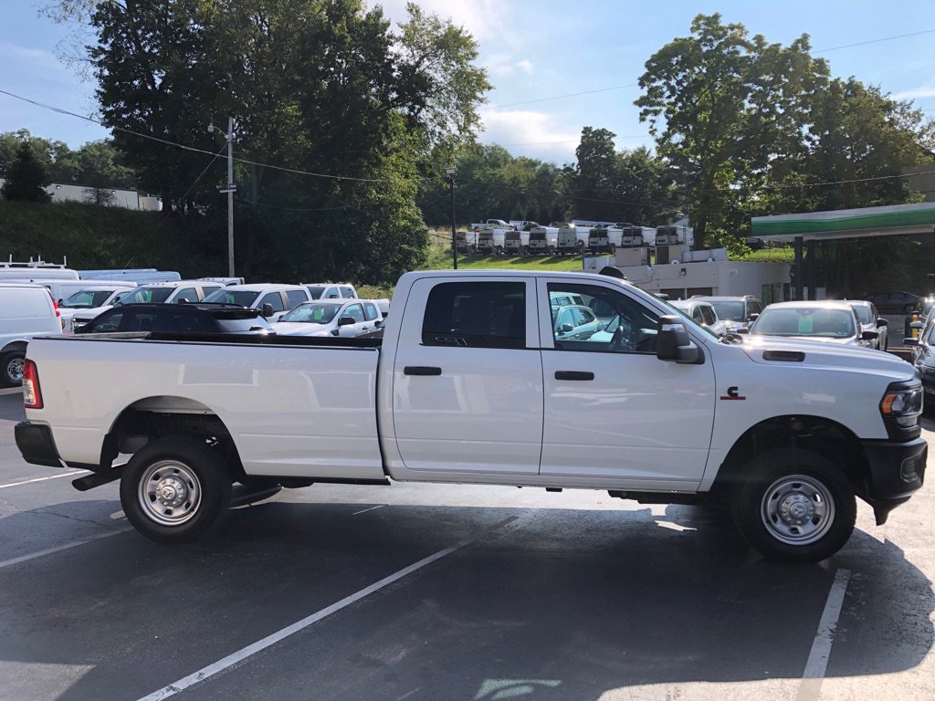Used 2023 RAM 2500 Tradesman AWD/4WD image 6