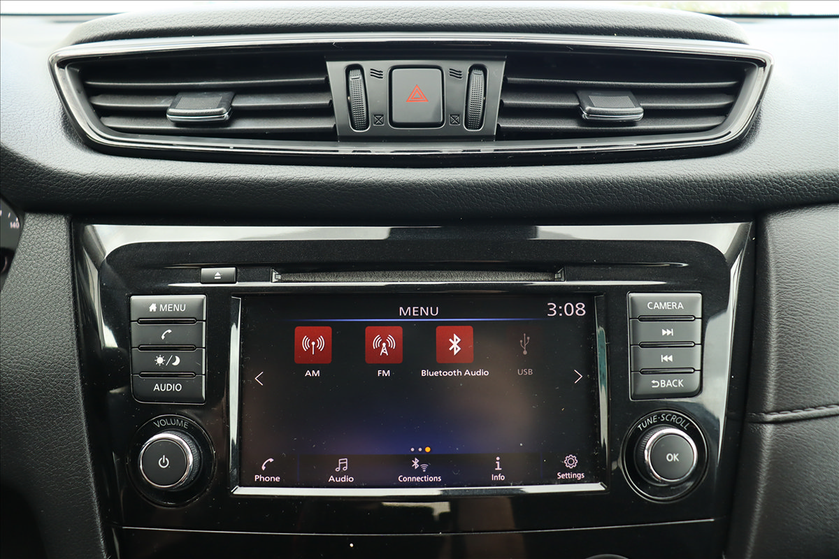 Used 2020 Nissan Rogue S w/ Special Edition Package FWD image 34