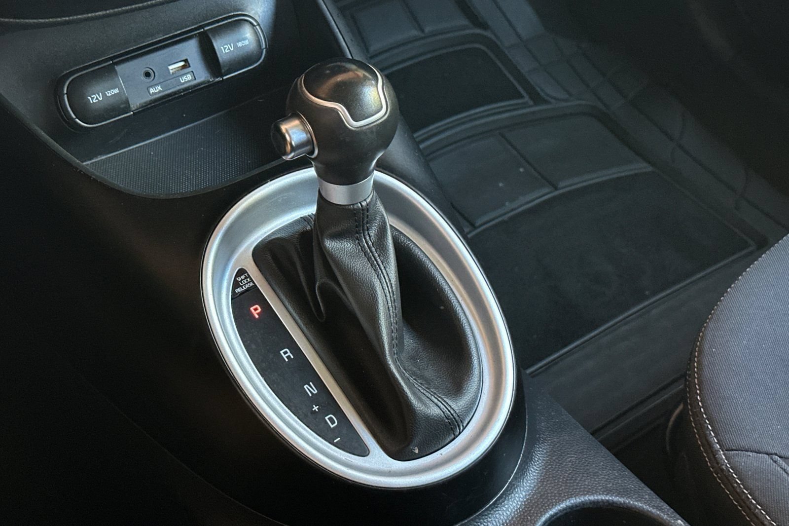 Used 2016 Kia Soul FWD image 26