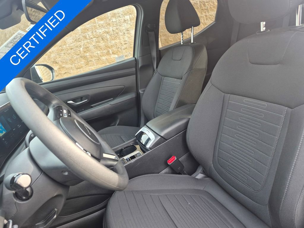 Used 2025 Hyundai Santa Cruz SE image 23