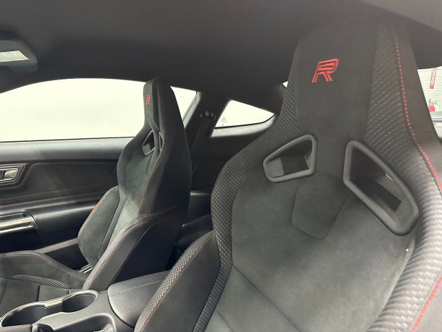 Used 2016 Ford Mustang Shelby GT350R w/ GT350R Equipment Group 920A image 22