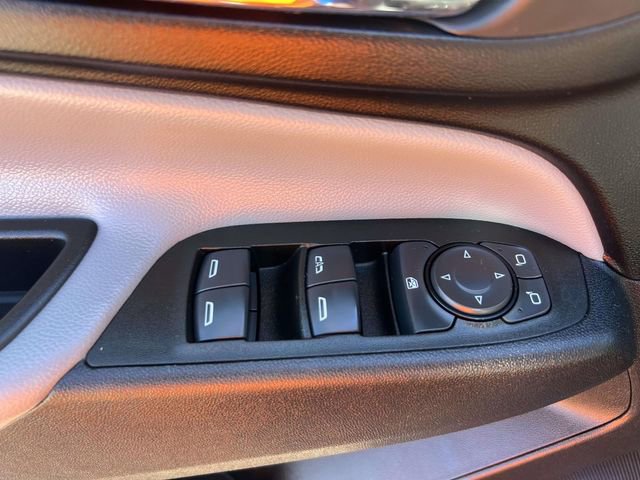 Used 2023 Chevrolet Equinox LS w/ LS Convenience Package image 17