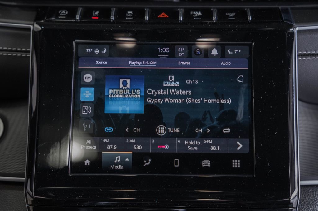 New 2025 Jeep Grand Cherokee Altitude image 21