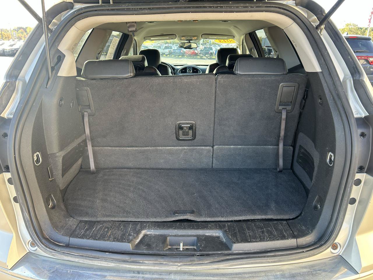 Used 2013 Buick Enclave Leather FWD image 18