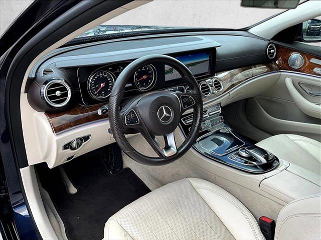 Used 2018 Mercedes-Benz E 300 4MATIC image 14
