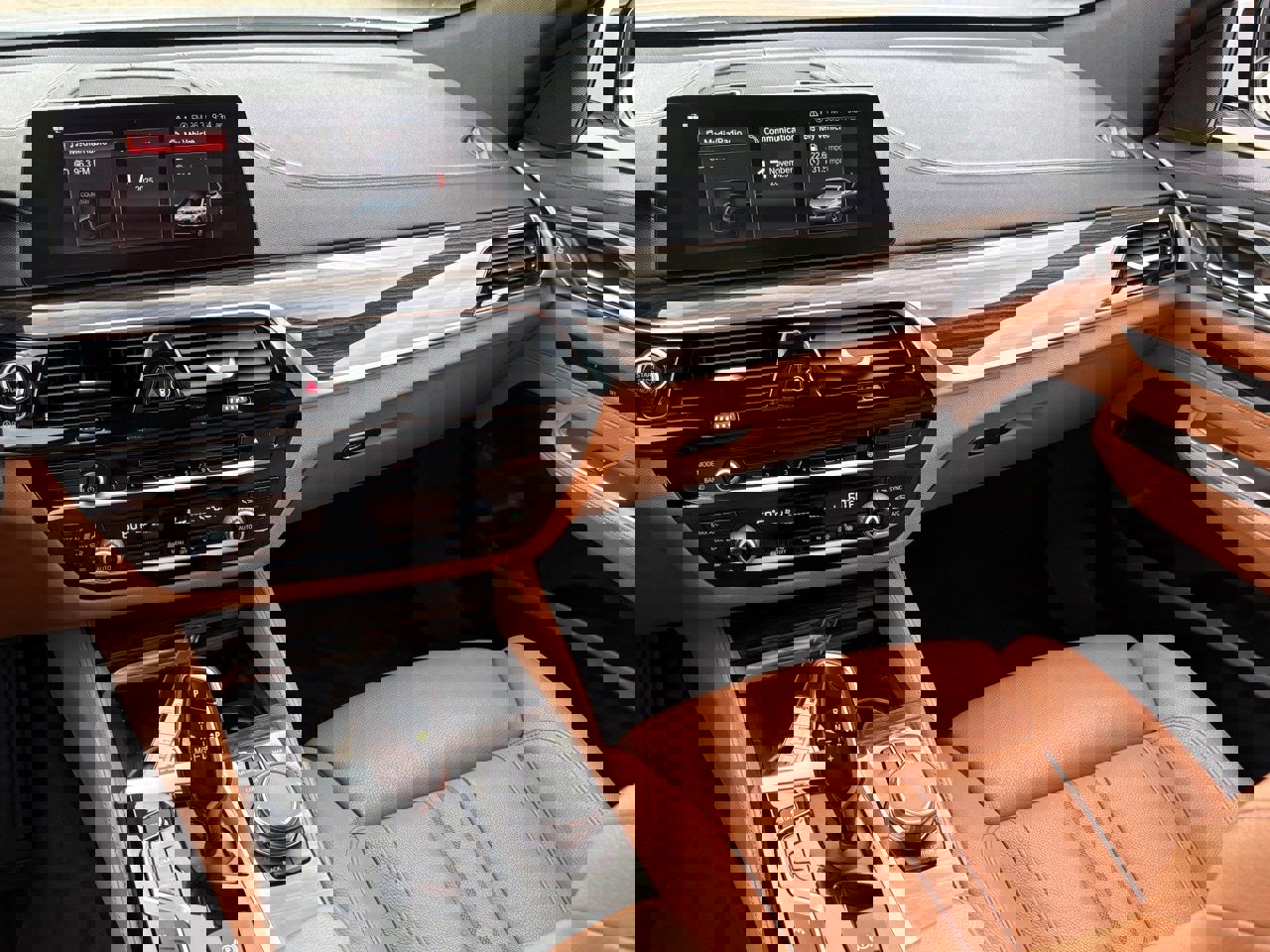 Used 2018 BMW 640i Gran Turismo xDrive w/ Executive Package image 16