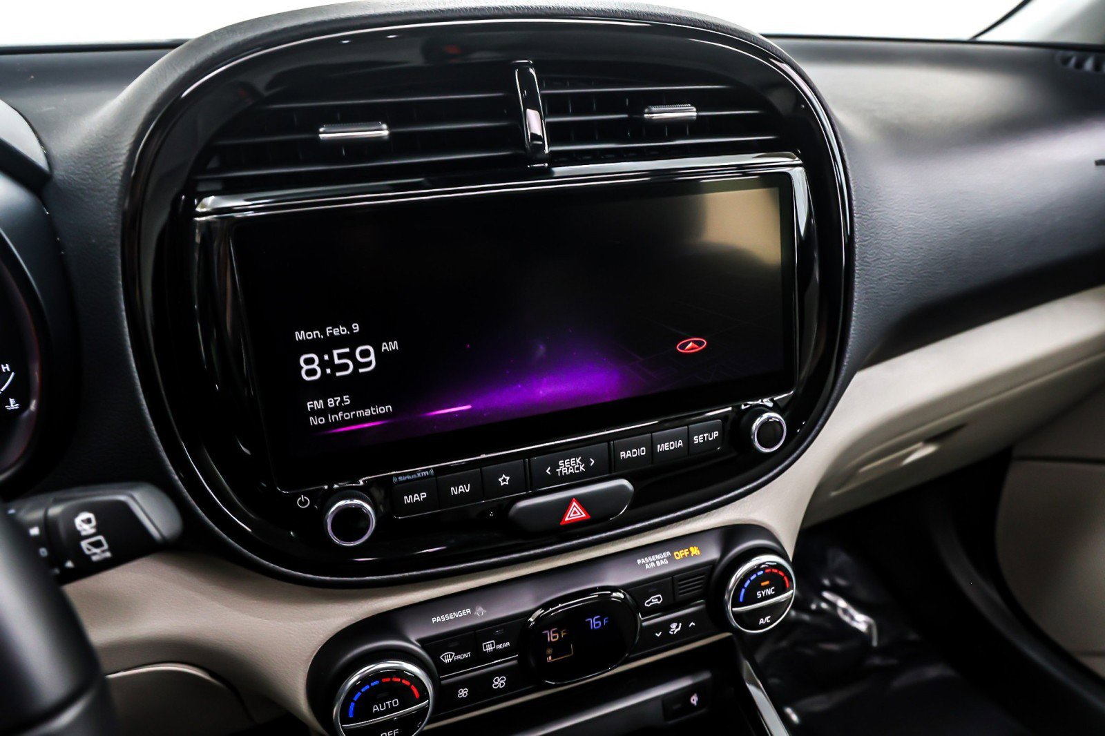 Used 2023 Kia Soul EX image 21