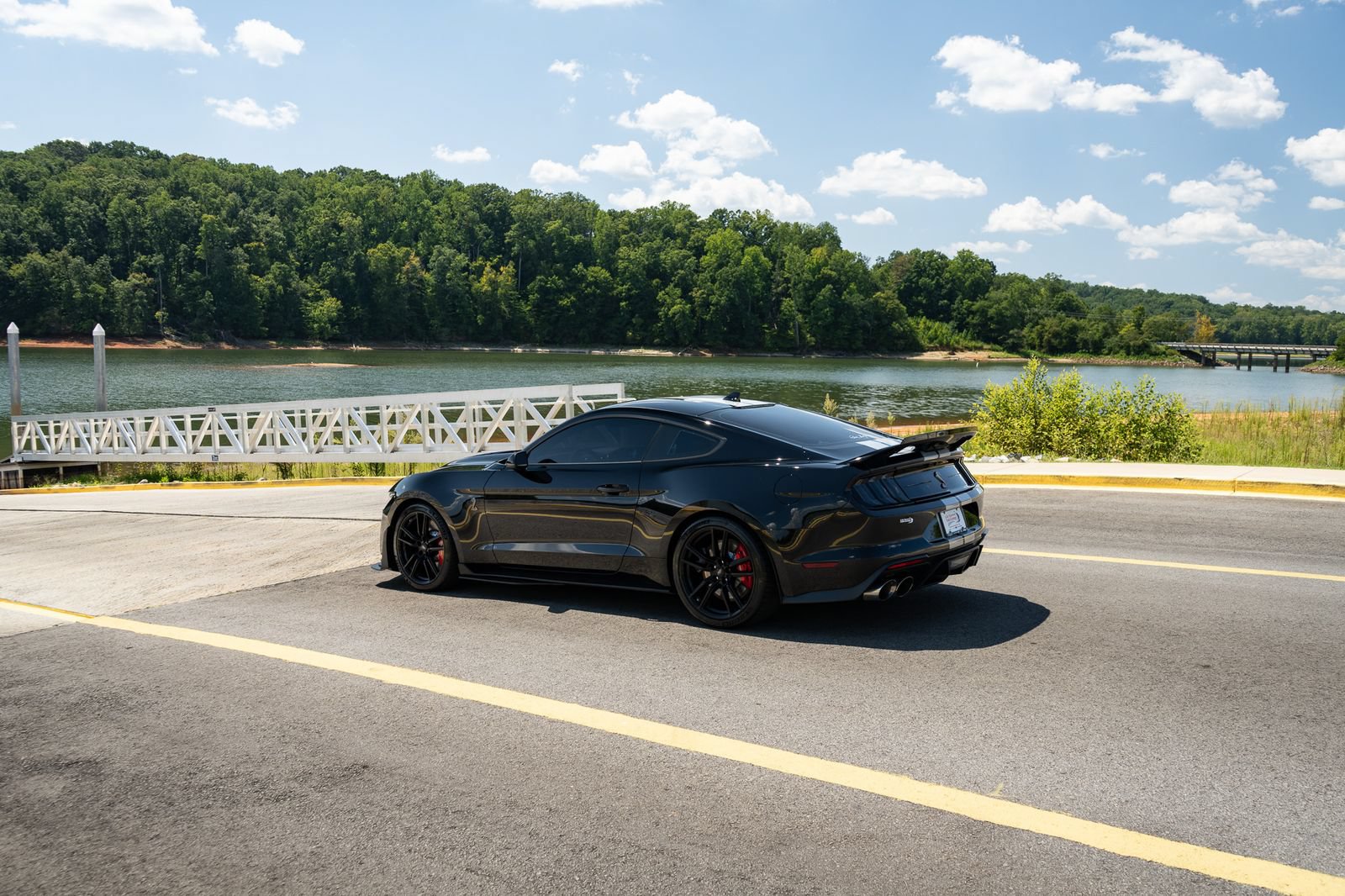 Used 2021 Ford Mustang Shelby GT500 w/ Technology Package RWD image 48