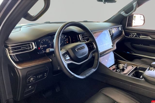 Used 2023 Jeep Grand Wagoneer 4WD w/ Convenience Group III image 12