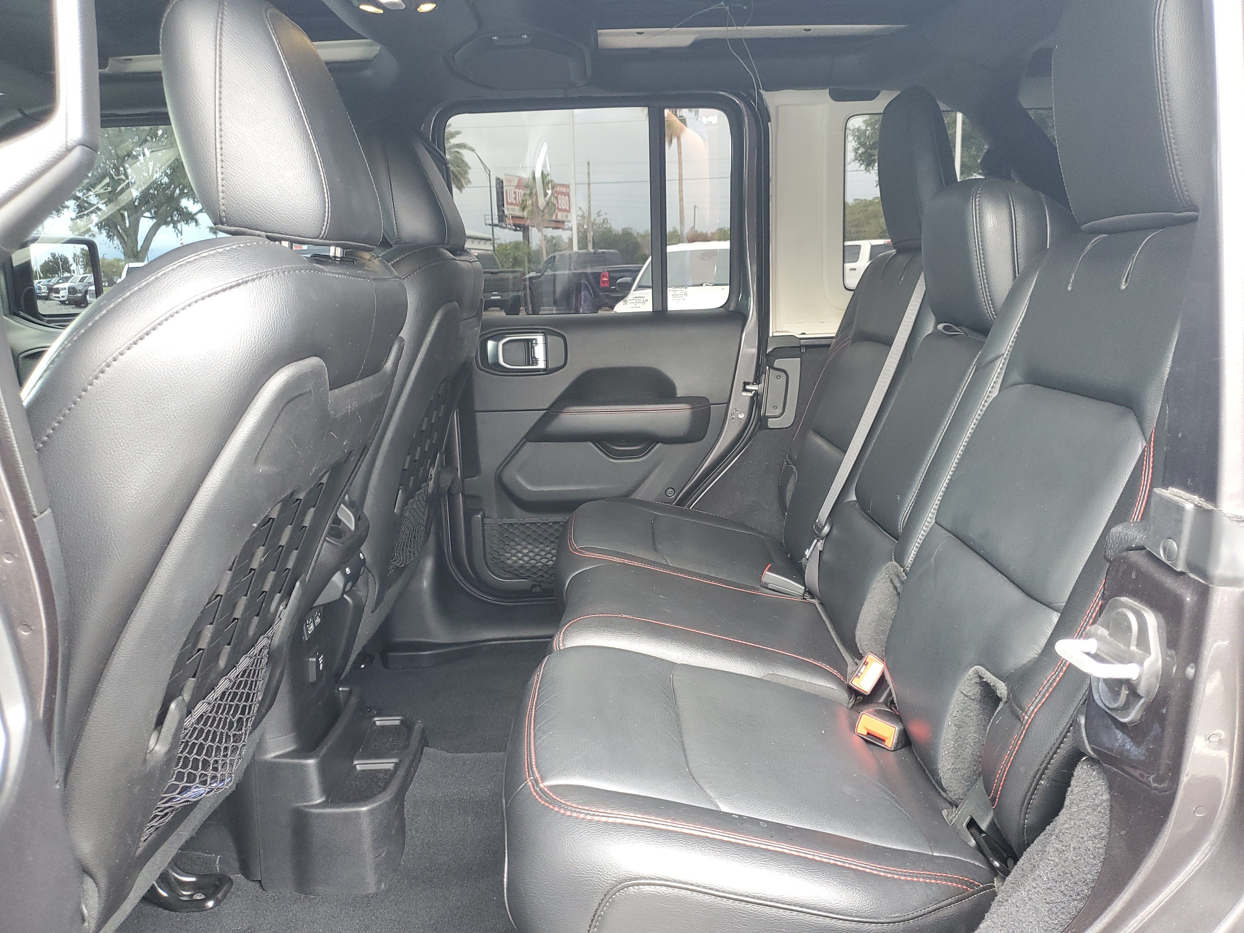 Used 2019 Jeep Wrangler Unlimited Rubicon AWD/4WD image 9