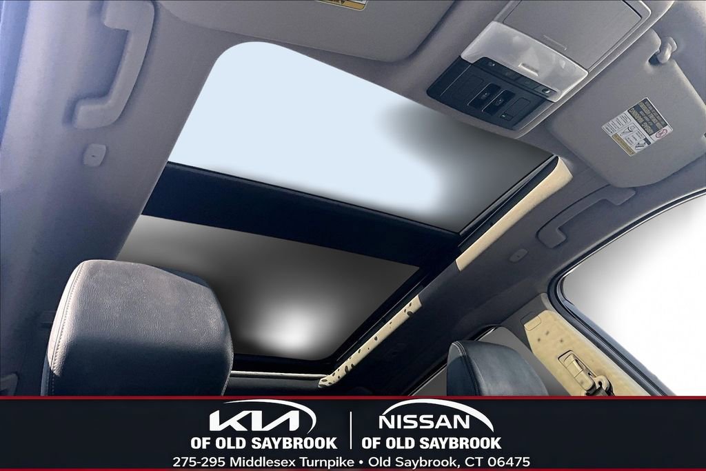 Used 2023 Nissan Rogue SL image 27