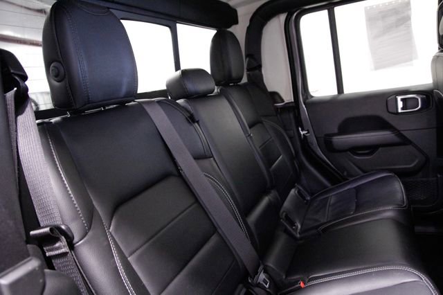 Used 2022 Jeep Gladiator Overland w/ Popular Equipment Package image 18
