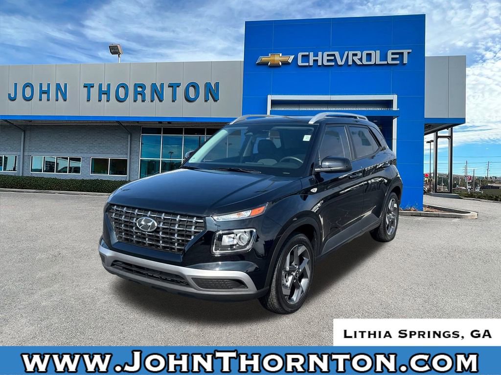 Used 2024 Hyundai Venue SEL video 1