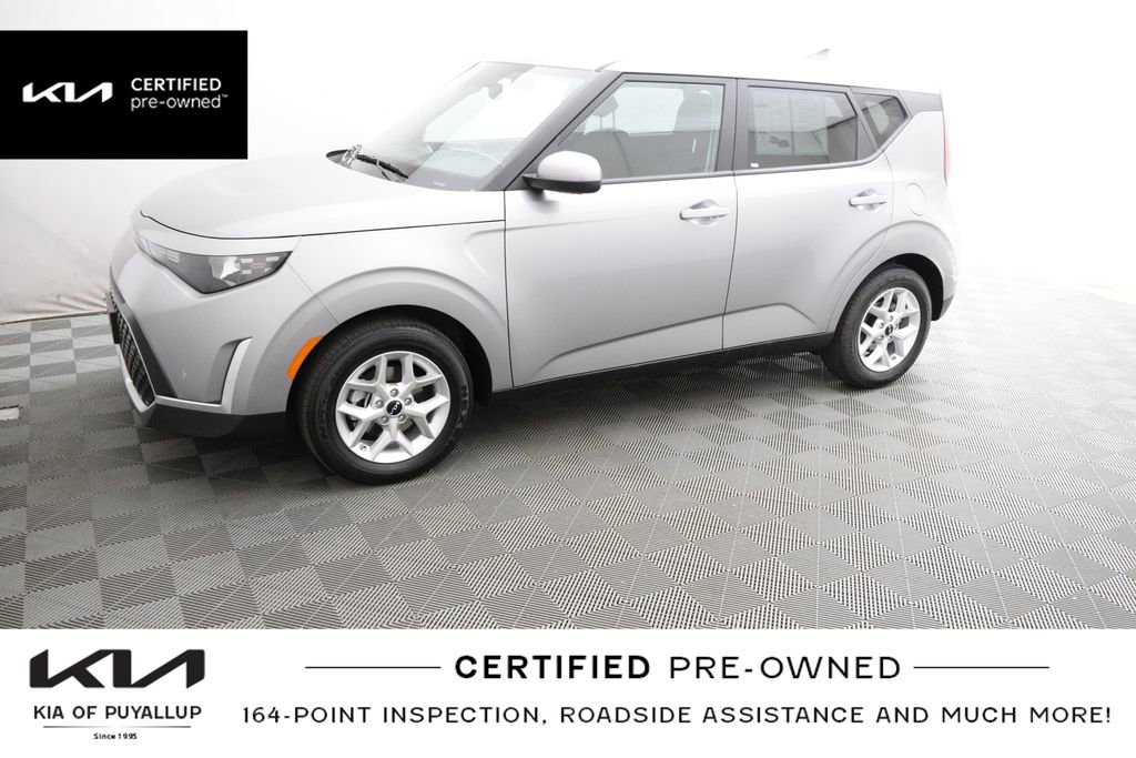 Certified 2025 Kia Soul S FWD image 9
