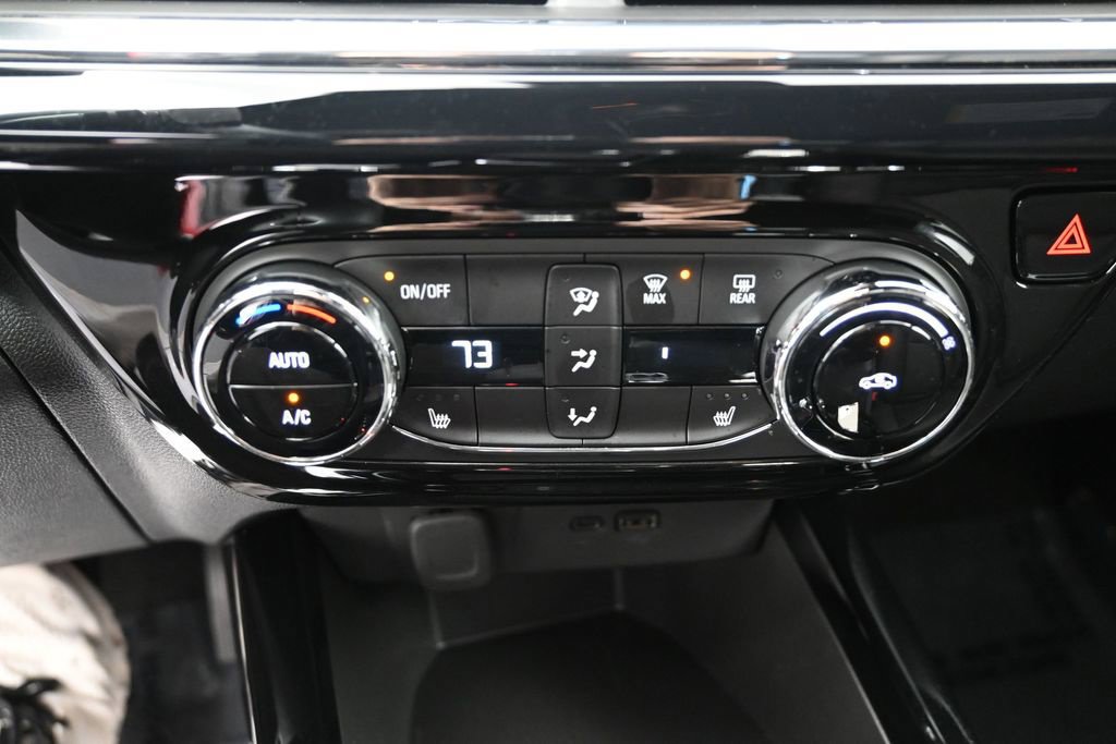 Used 2026 Chevrolet Trax RS w/ Driver Confidence Package FWD image 28