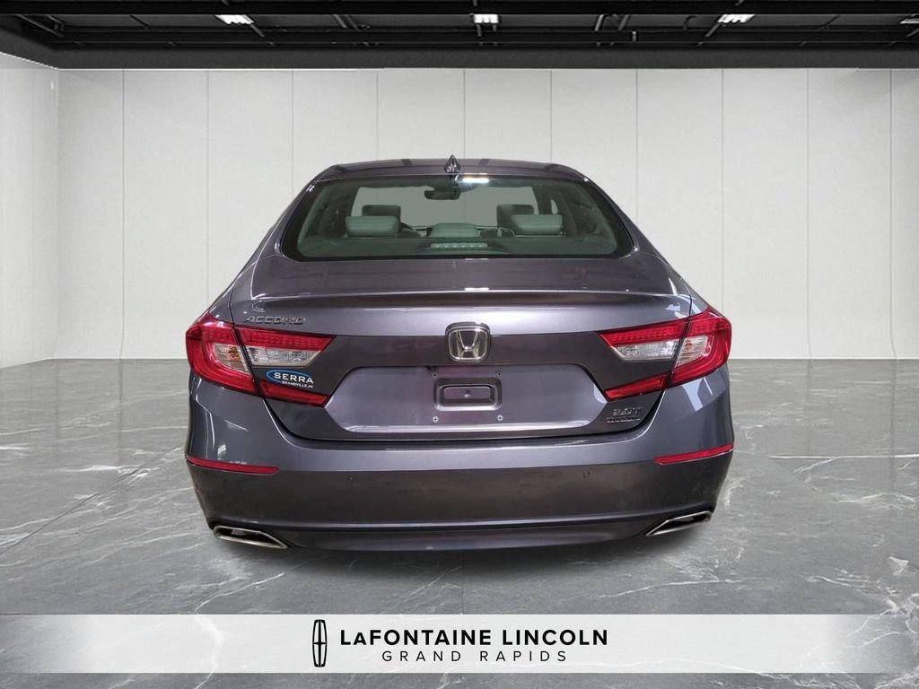 Used 2020 Honda Accord Touring image 4