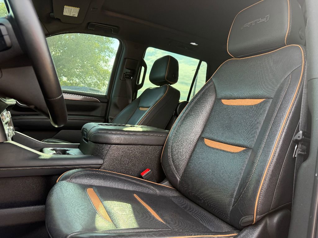 Certified 2023 GMC Yukon AT4 image 4