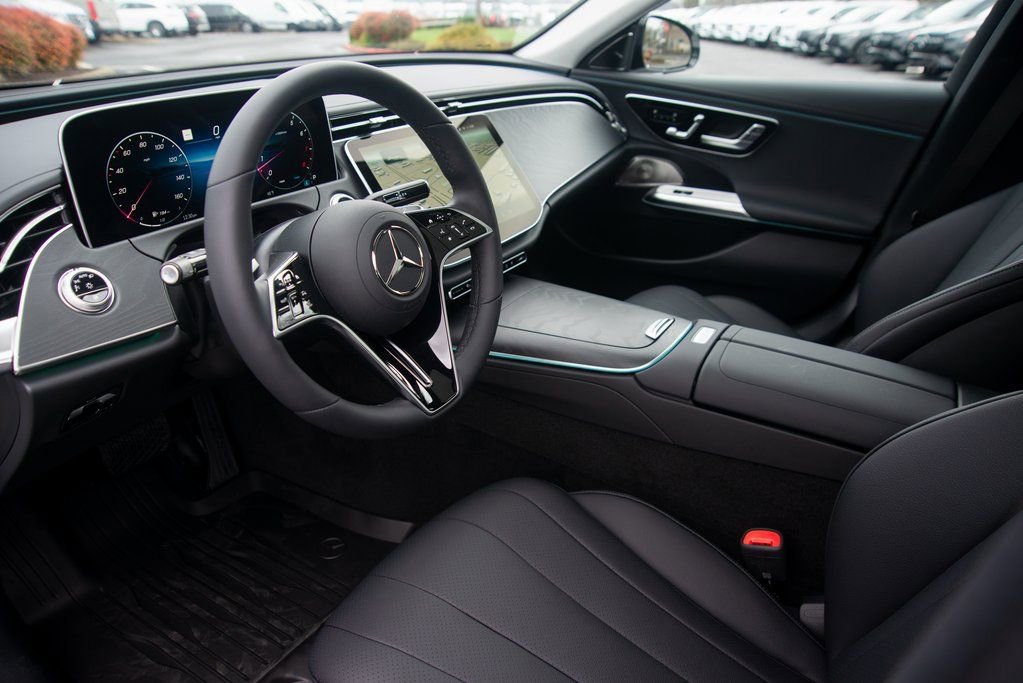 Certified 2025 Mercedes-Benz E 350 4MATIC Sedan image 24