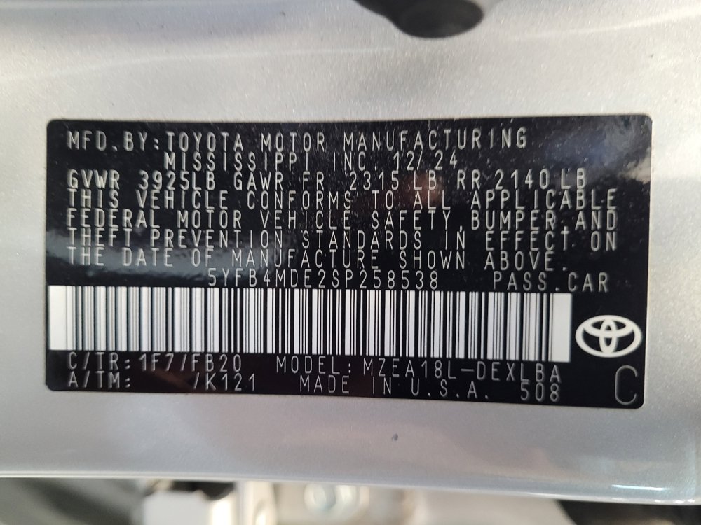 Used 2025 Toyota Corolla LE FWD image 33