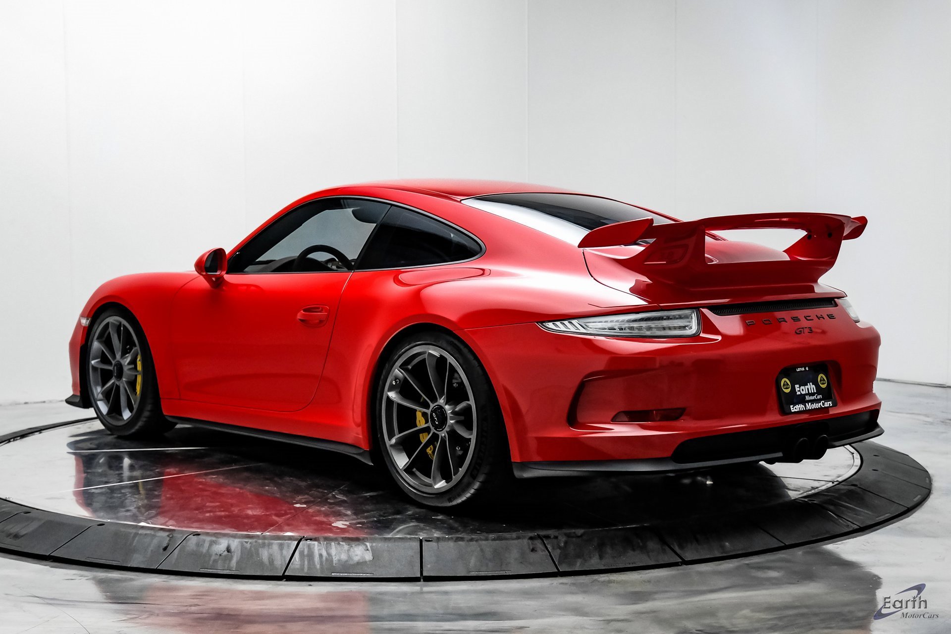 Used 2015 Porsche 911 GT3 image 9
