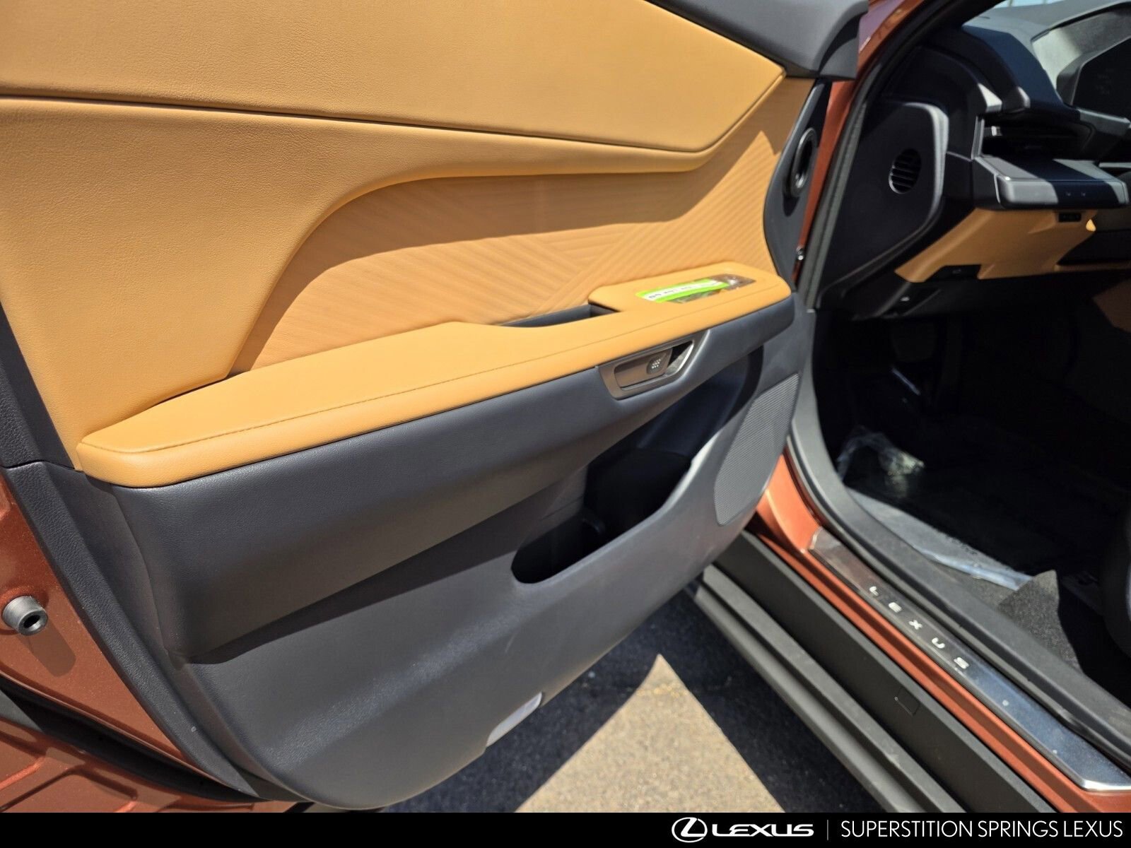 New 2026 Lexus ES 350e FWD image 11