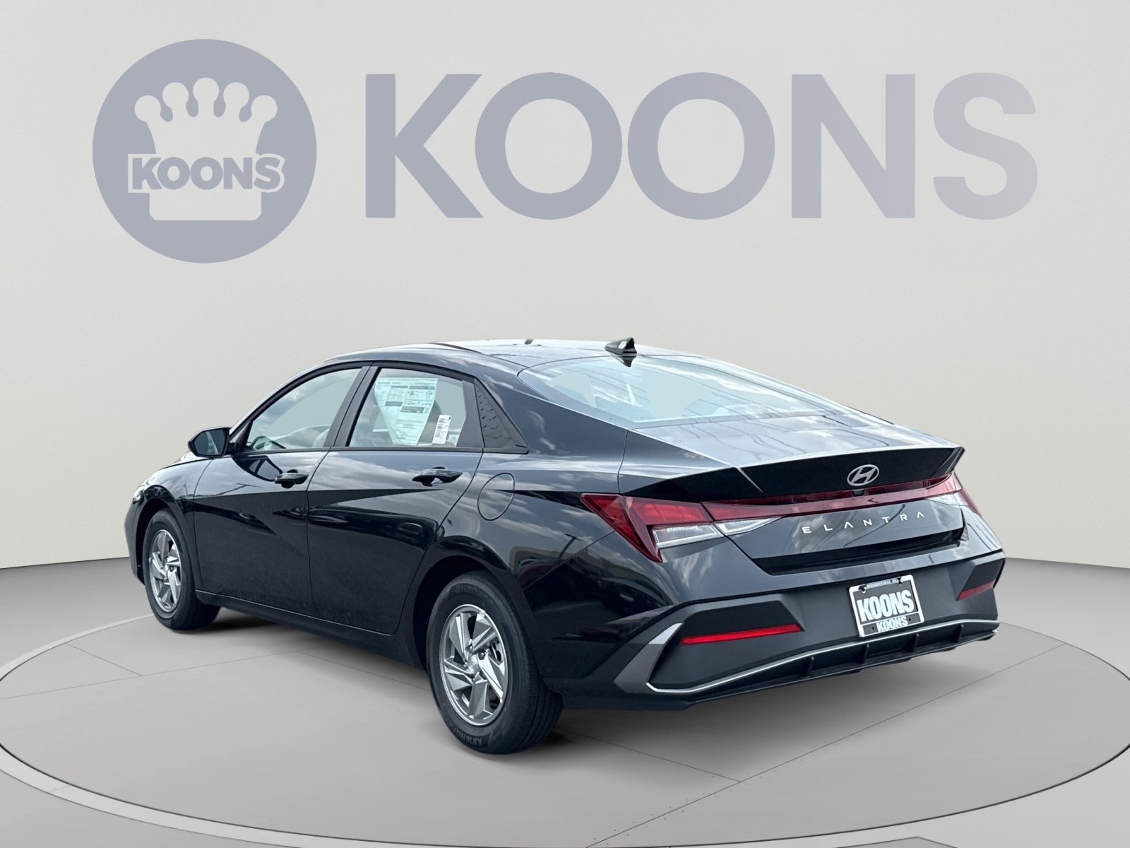 New 2026 Hyundai Elantra SE FWD image 4