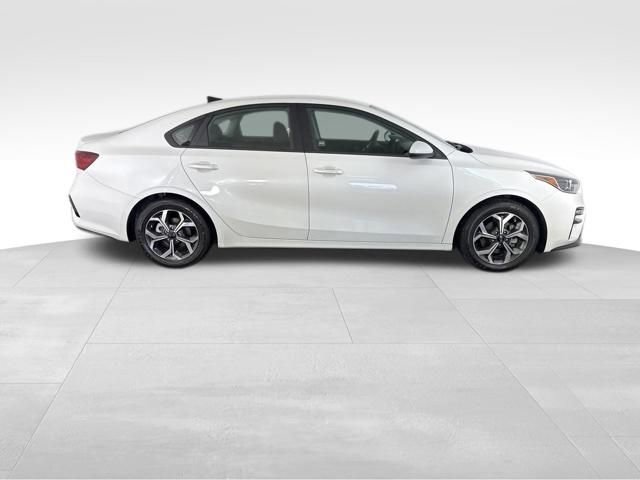 Certified 2021 Kia Forte LXS image 6