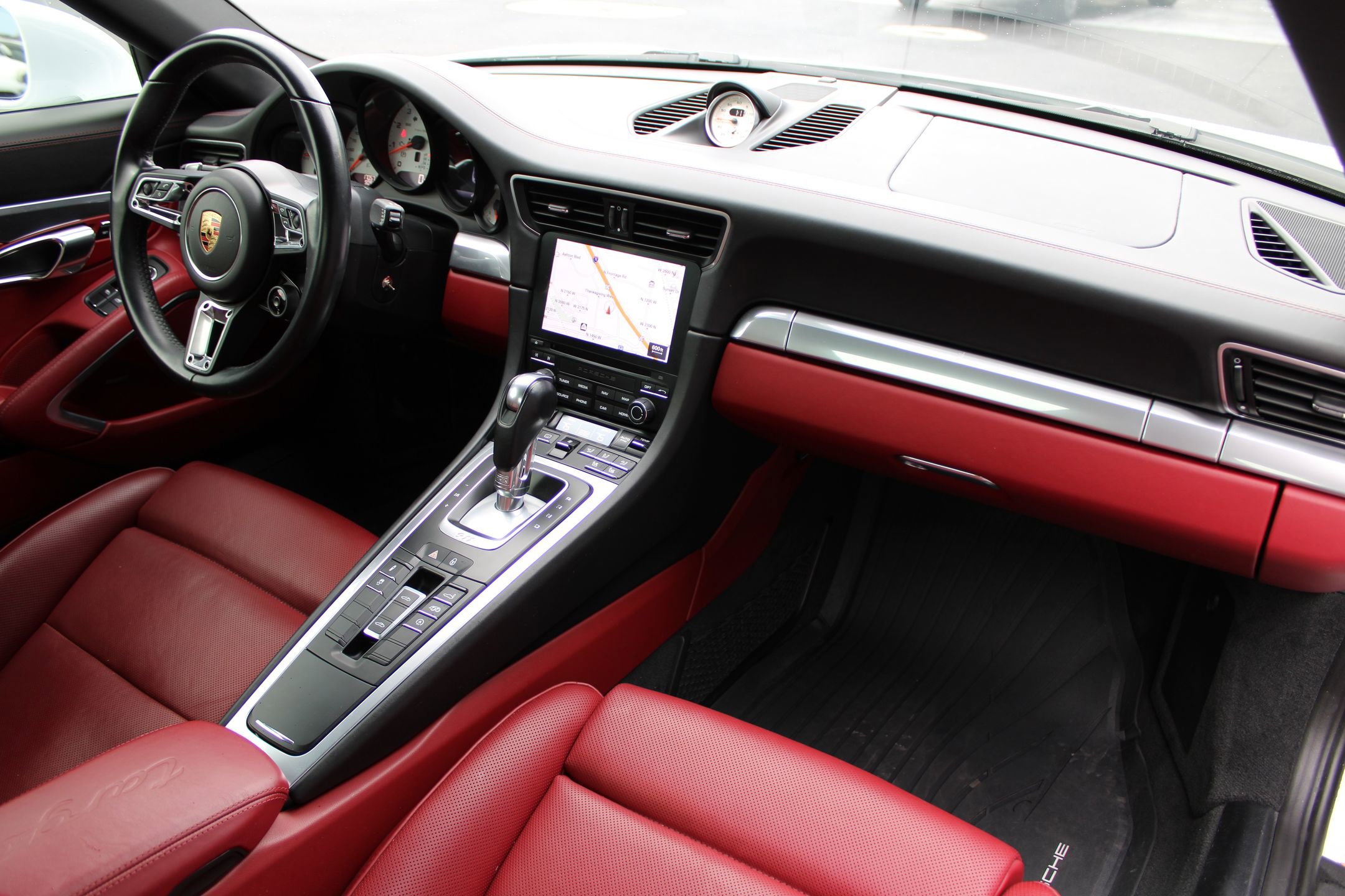 Used 2017 Porsche 911 Targa 4S image 24