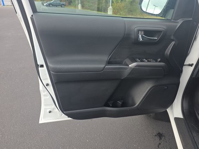 Used 2023 Toyota Tacoma TRD Sport image 10