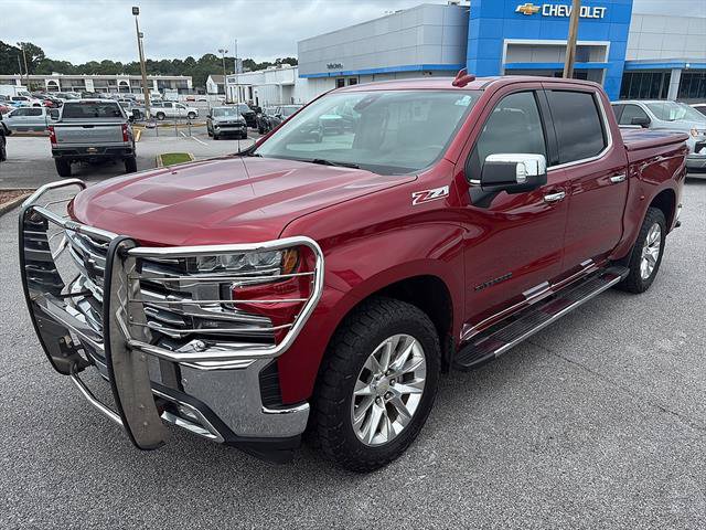Used 2021 Chevrolet Silverado 1500 LTZ AWD/4WD image 2