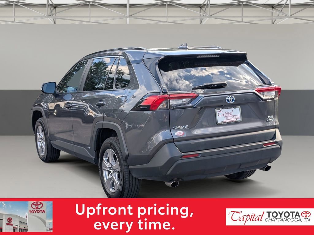 Used 2024 Toyota RAV4 XLE AWD/4WD image 5