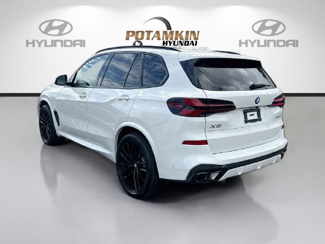 Used 2024 BMW X5 sDrive40i w/ M Sport Package RWD image 7