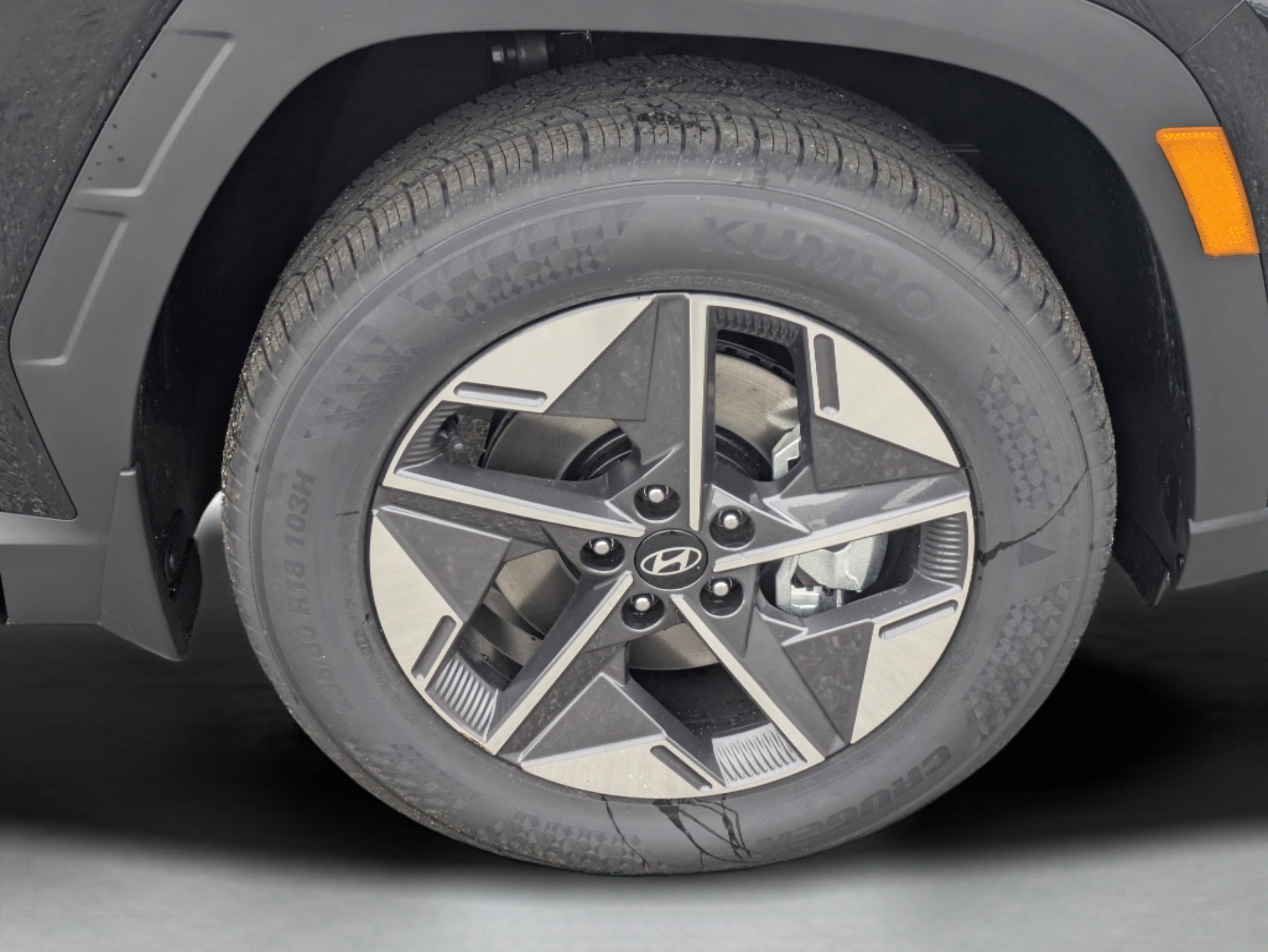 New 2026 Hyundai Tucson Limited image 17