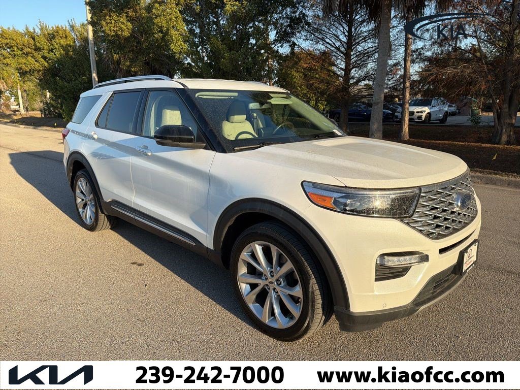Used 2022 Ford Explorer Platinum w/ Technology Package image 9