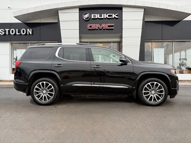 Used 2023 GMC Acadia Denali w/ Denali Ultimate Package