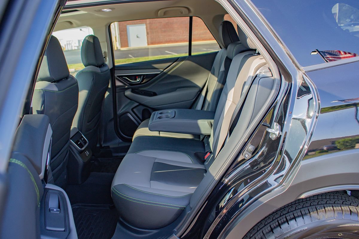 Used 2025 Subaru Outback Onyx Edition w/ Popular Package #2 AWD/4WD image 14
