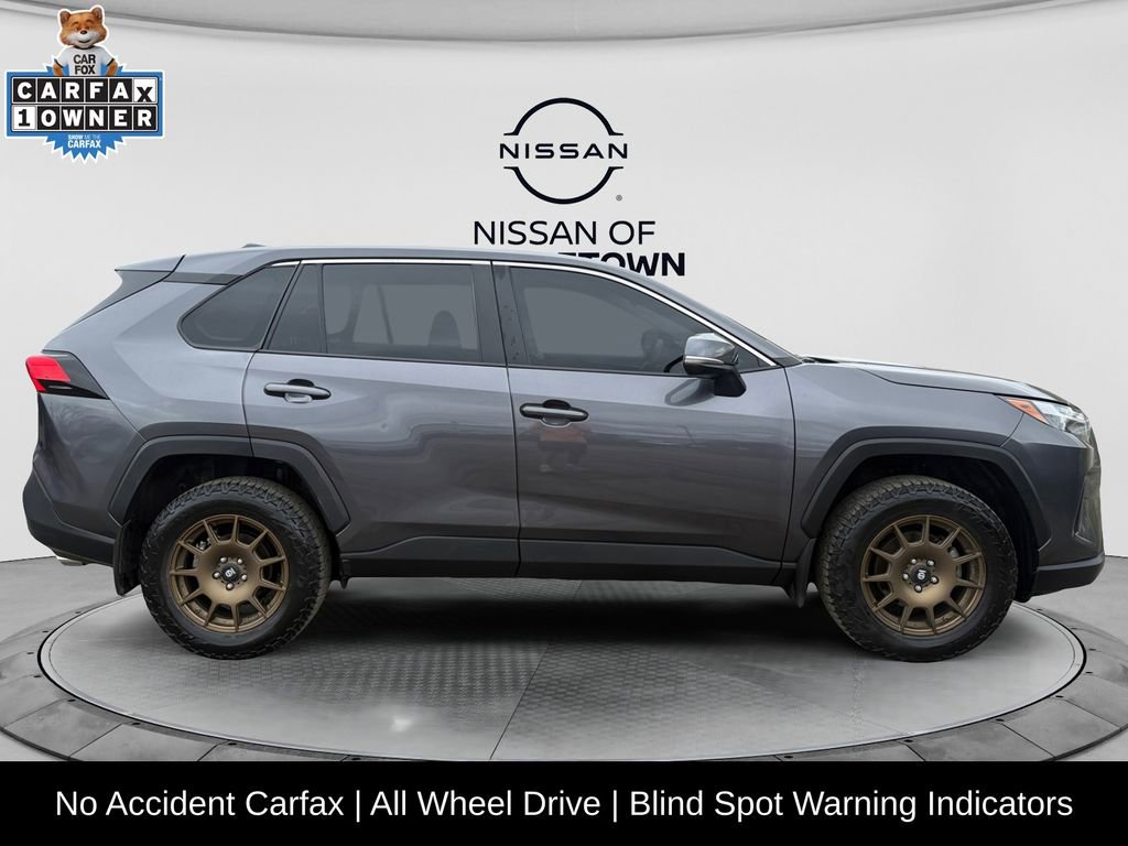 Used 2024 Toyota RAV4 LE image 6